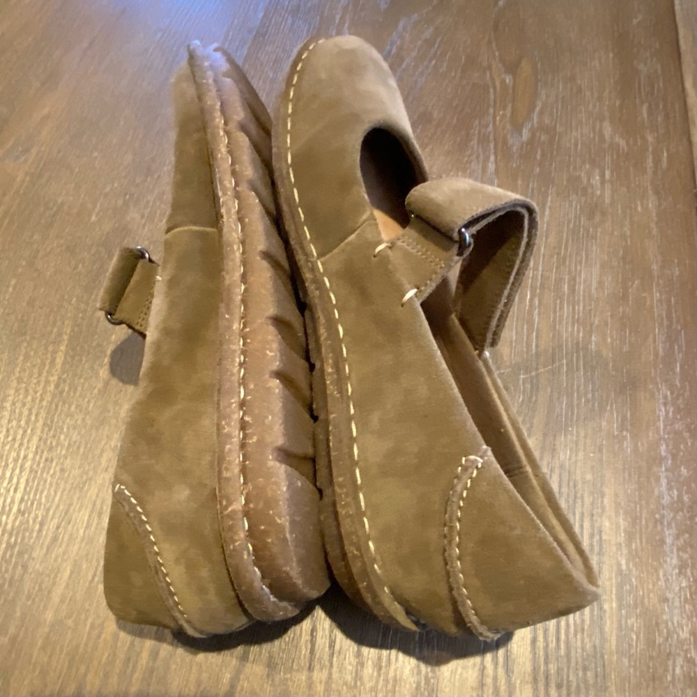 Clarks Taupe Suede Mary Jane Flats - Picture 7 of 16